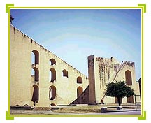 Jantar Mantar, Jaipur Travel Packages